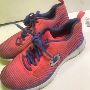 Skechers Memory Foam Shoes- Womens- Size 6.5